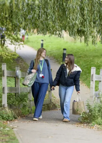 Moulton College 081025 2614