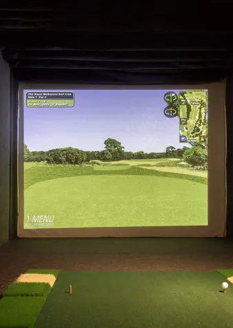 Golf simulator