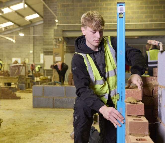 Diploma Level 1 Bricklaying