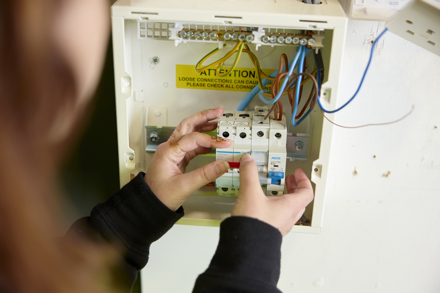 Electrical Moulton College 081025 2077