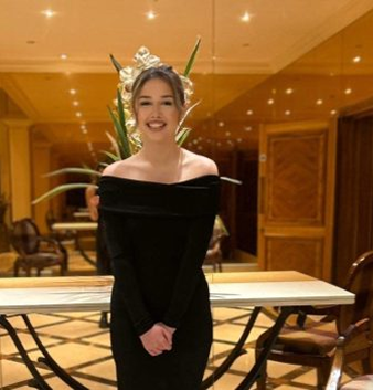 Former Moulton College student Lydia celebrates at prestigious awards
