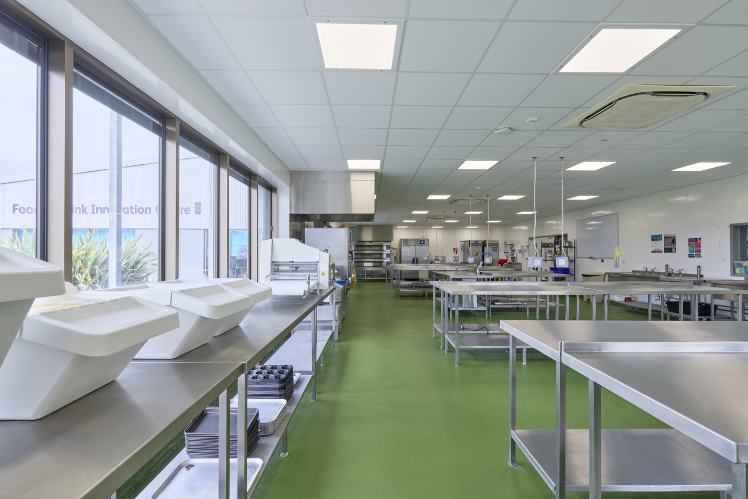 Moulton College 190324 1956 HDR
