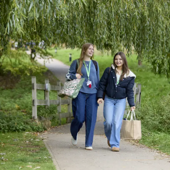 Moulton College 081025 2622