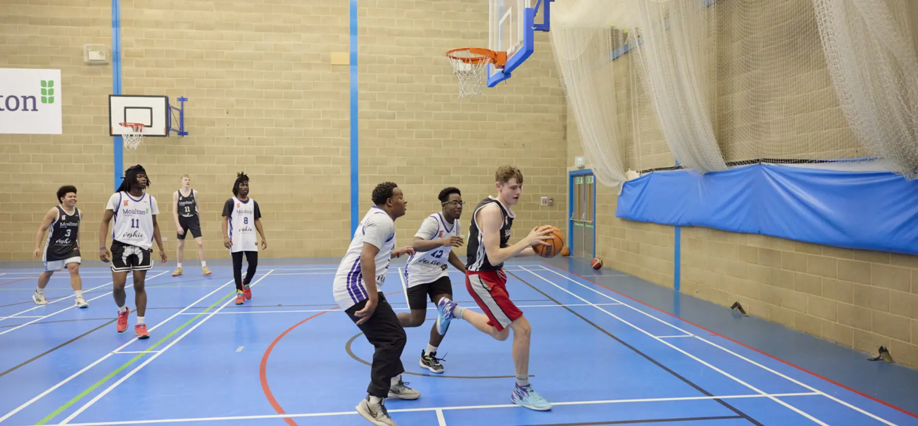 Moulton College 190324 1828
